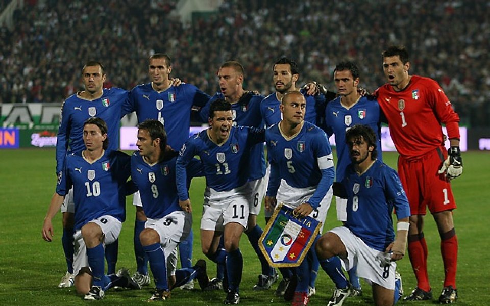 Италия играе с Холандия между мачовете с България