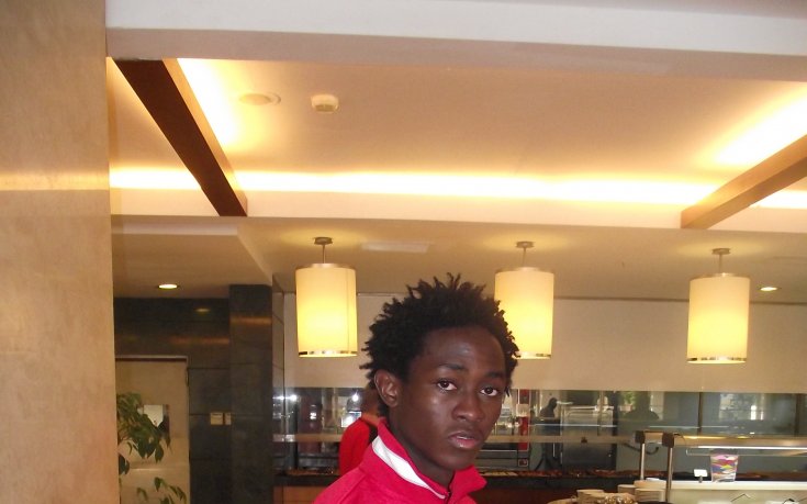 СНИМКИ: Седрик от Камерун и Хишам от Кения вече са при ЦСКА