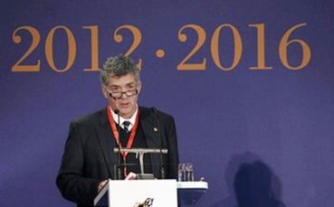 Анхел Мария Вияр беше преизбран като президент на Испанската футболна федерация