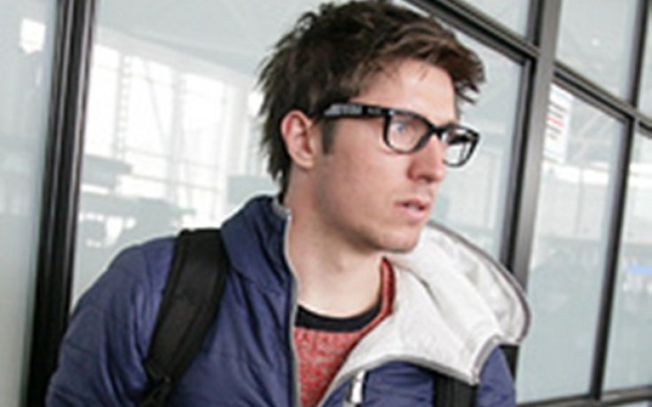 Скиор се размина на сантиметри от сблъсък с дрон