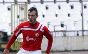 Павел Виданов с цял мач при победа на Заглебие в Полша