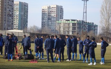 Люто конско на „Герена“ след колебливата победа над Черно море