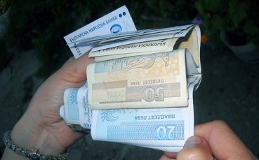 Скачат цените на парното, топлата вода и природния газ