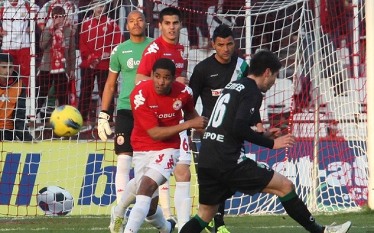 Нов кошмар за ЦСКА: Титулярът Адемар аут за 6 до 9 месеца!