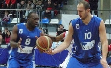 Левски би в Самоков, Ямбол разгроми Балкан и излезе трети