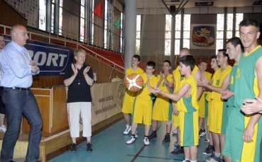 Иван Ценов се включи в спортния празник на Добрич