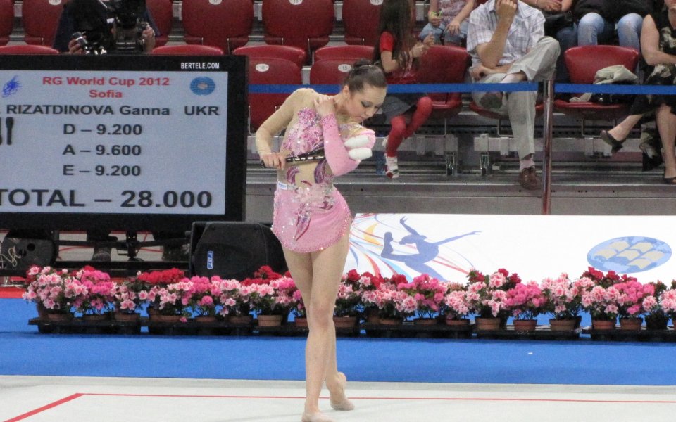 Силвия Митева спечели сребро на бухалки, пета във финала на лента