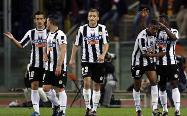 Наполи загуби, Удинезе би 9 от Дженоа и е на само точка от ШЛ