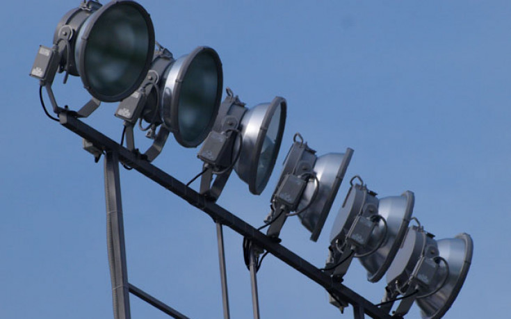 СНИМКИ: 178 лампи ще осветяват Лудогорец Арена