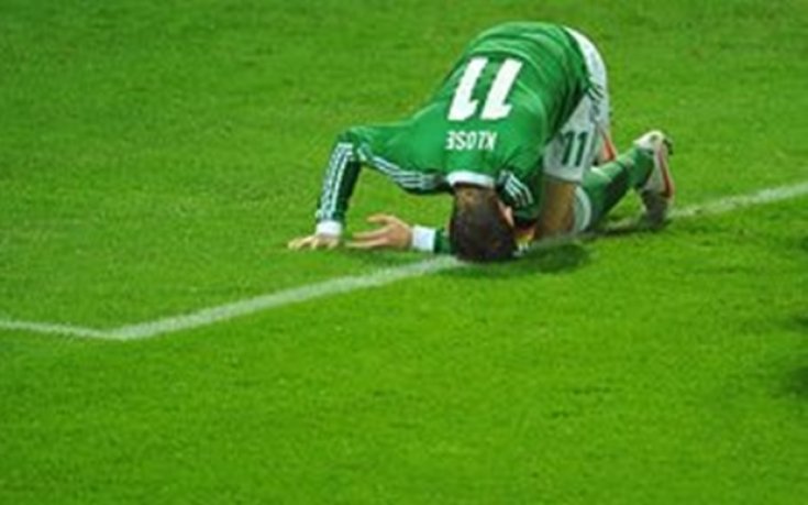 Мирослав Клозе с контузия на лагера на Германия за Евро'2012