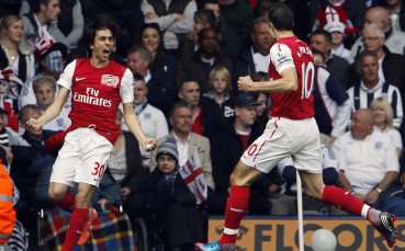 Ван Перси и Арсенал ще играят твърдо, не се споразумяха