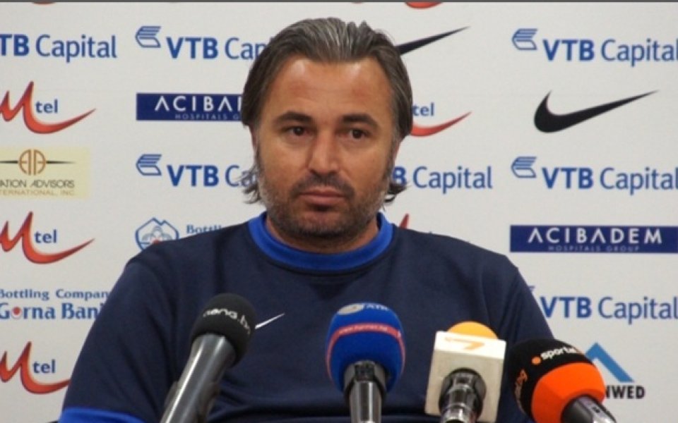 ВИДЕО: Ясен Петров: Не знам бъдещето на Йовов, но той може да играе още добър футбол