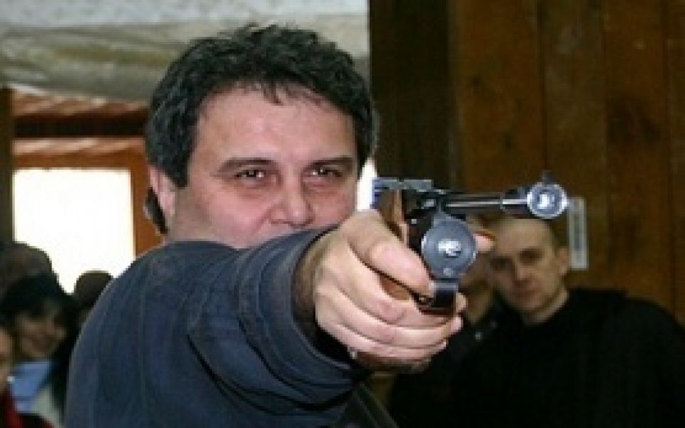 Таню Киряков 29-и на малокалибрен пистолет в Милано