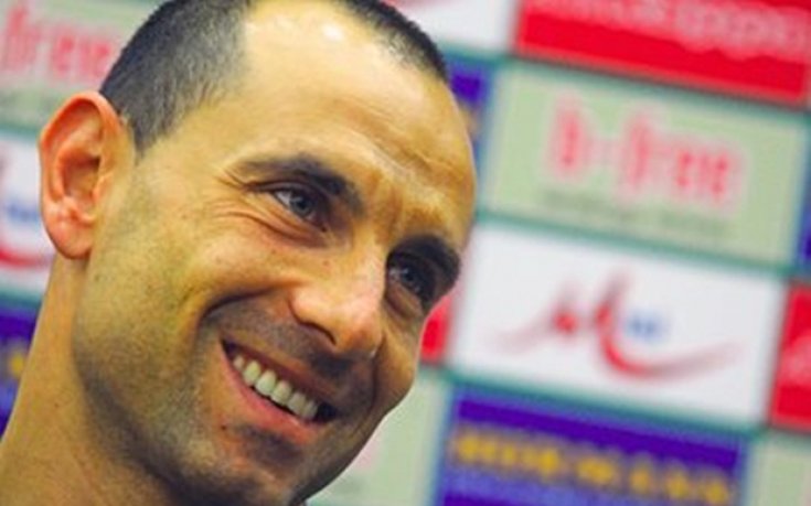 Марто щастлив, че остава в Болтън