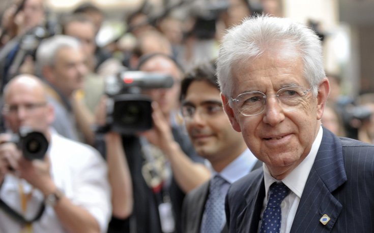 Футболни босове критикуват премиера Монти