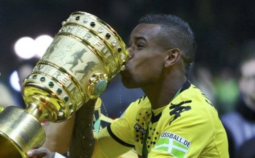 Борусия Дортмунд преподписа до 2014-а с бразилец