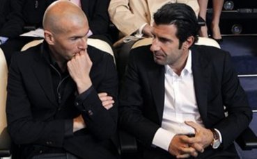 Фиго: Португалия трябва да играе за Роналдо