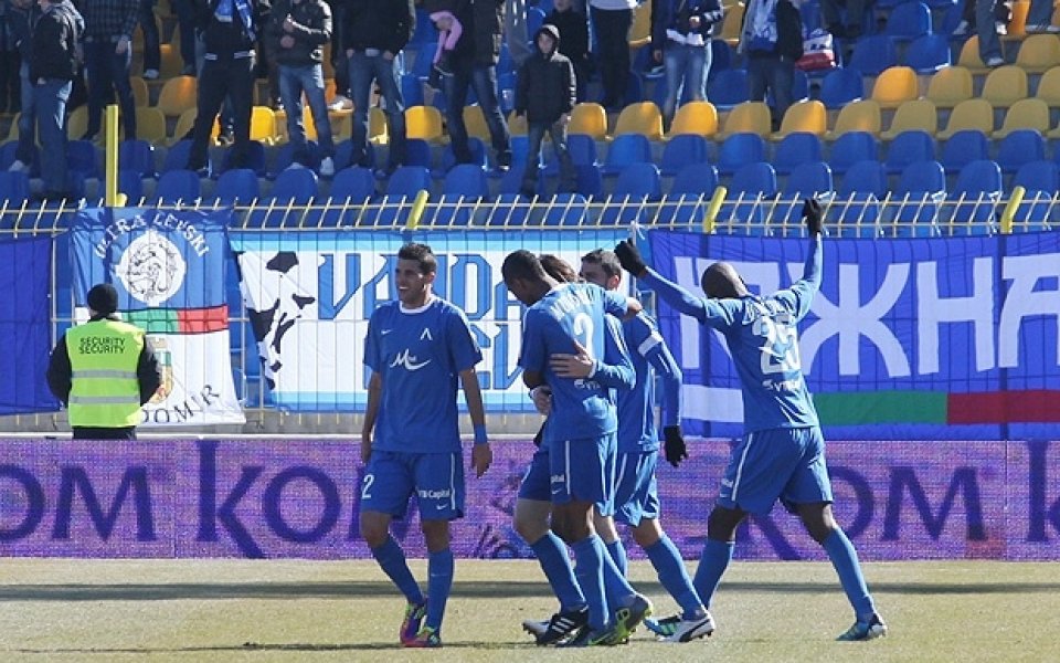 Новата екипировка на Левски пристигна, сините ще са почти като Италия