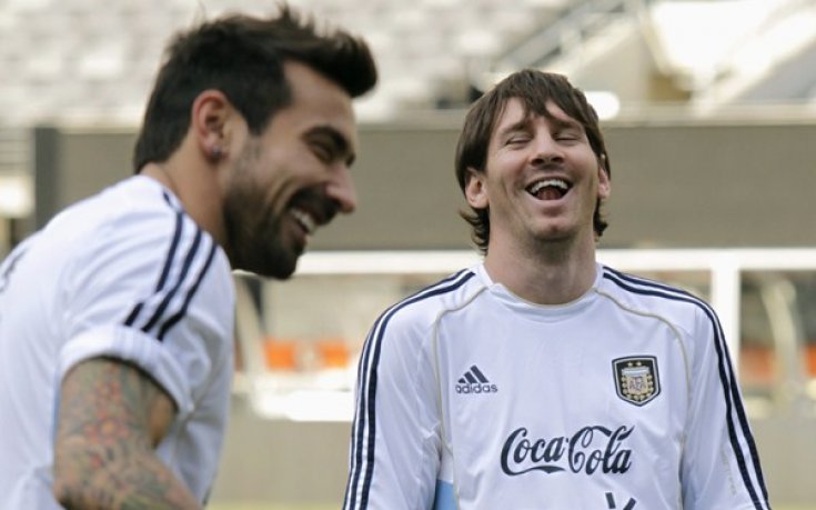 През следващата седмица представят Лавеци като футболист на ПСЖ