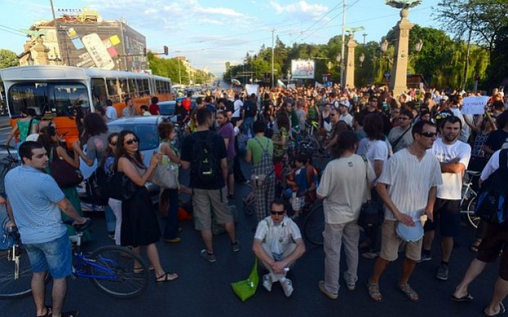 Пуснаха движението в района на Орлов мост, има арестувни екоактивисти