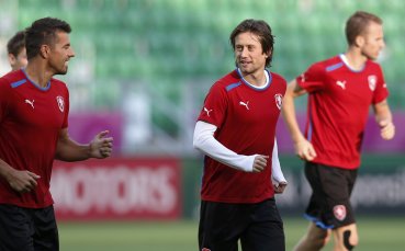 Росицки: Може и да не играя срещу Полша
