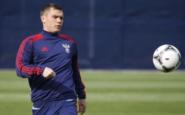 Марат Измаилов нападна Дик Адвокаат след провала на Русия на Евро 2012
