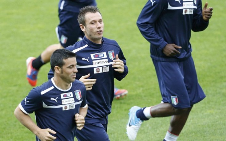 Прандели промени тотално състава на Италия, Ди Натале сменя Балотели