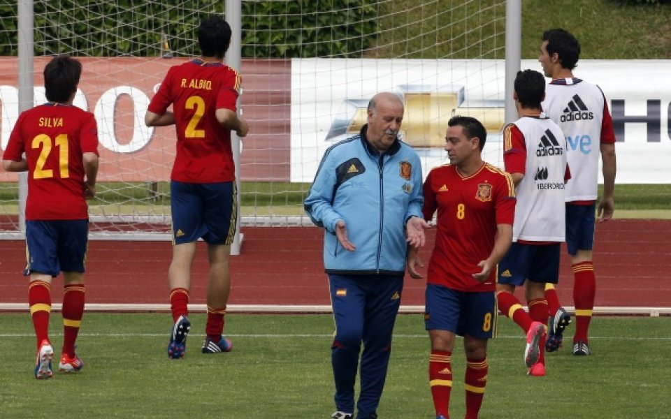 Европейският шампион Испания кани мениджъра на Ливърпул на своя тренировка