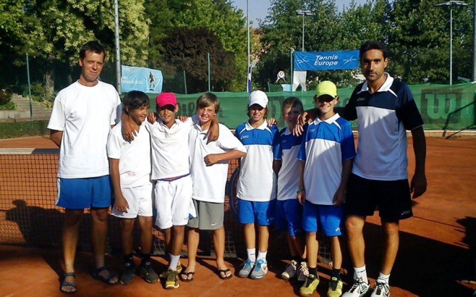 България на полуфинал при 12-годишните в Анкара