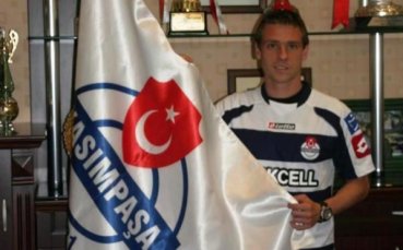 Хичо вкарва от дузпа на екзекутора на Локо Пловдив