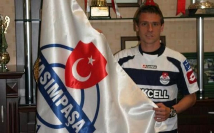 Хичо иска турски паспорт, за да улесни кариерата си