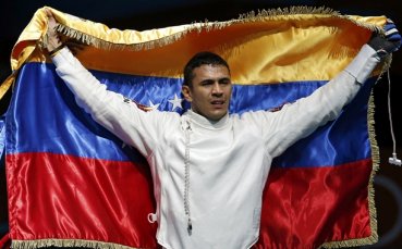 Уго Чавес обяви шампиона по фехтовка Рибен Лимардо за национален герой