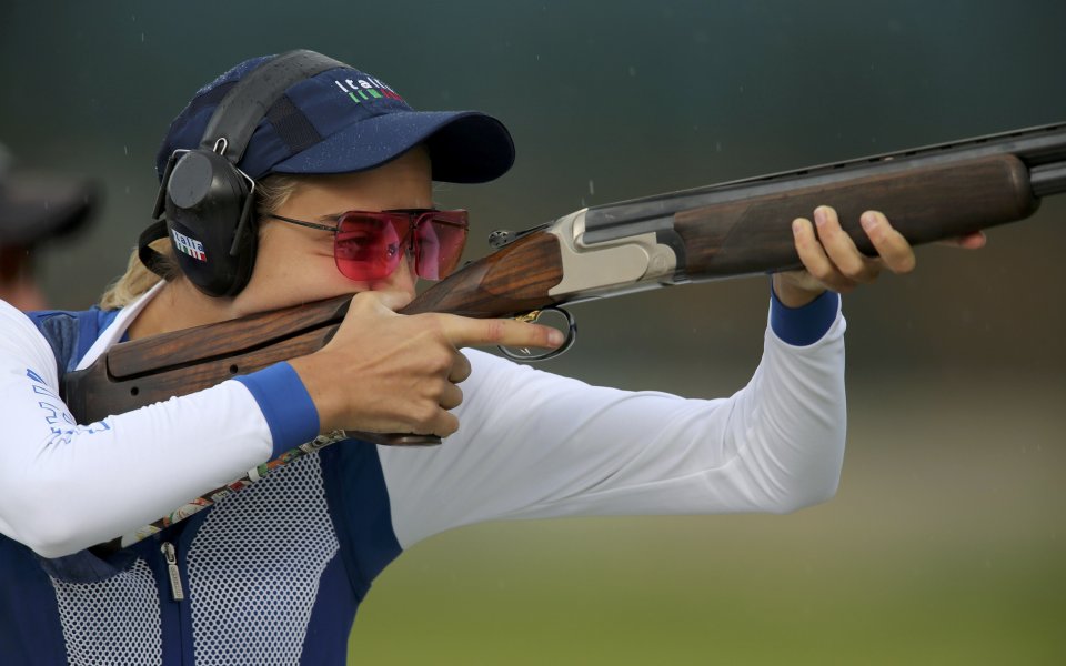 Джесика Роси постави нов световен рекорд в стрелбата