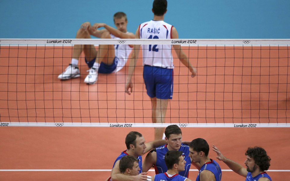 Волейбол: Русия изхвърли Сърбия и се изкачи на първо място в група 