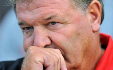 Македония освободи Джон Тошак само след 12 месеца като селекционер