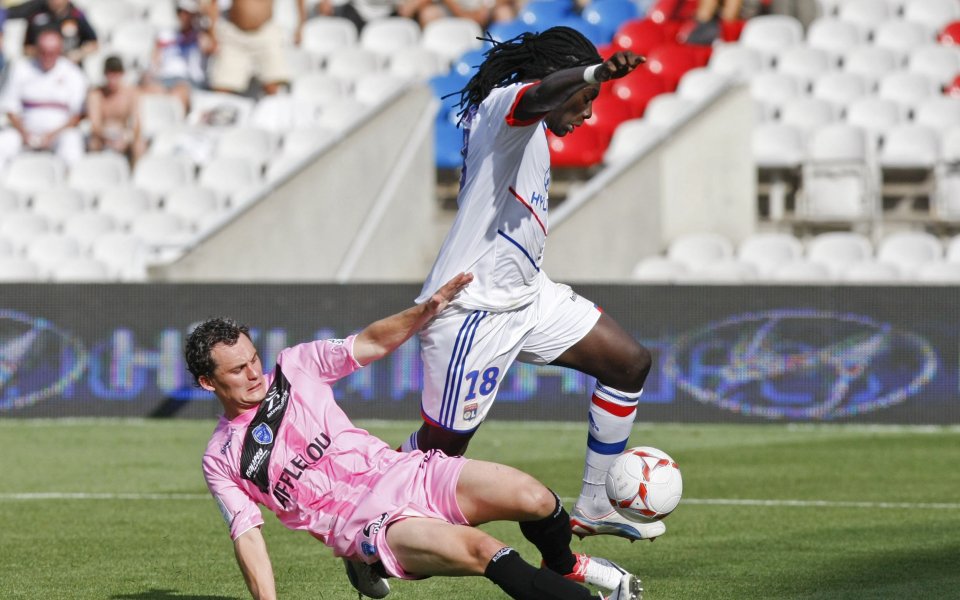 Лион оглави класирането с убедителна победа над Троа