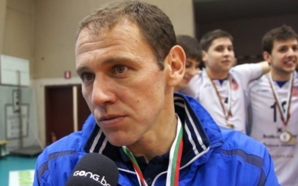 България стартира с победа на Европейското първенство по волейбол за младежи