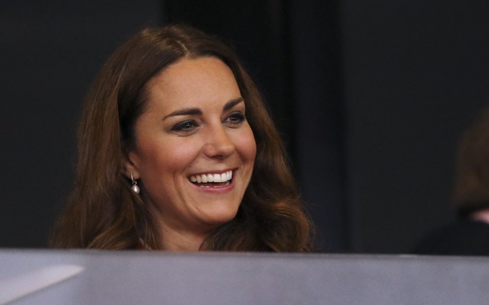 ВИДЕО: Параолимпиец не стисна ръката на Дукеса Катрин