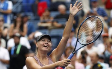 Шарапова обърна Бартоли, Уилямс без проблеми на 1/2-финал на US Open