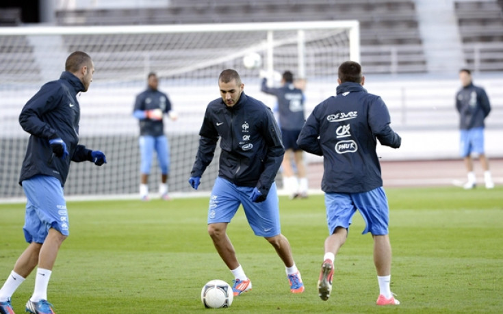 Във Франция затягат дисциплината с нова система за бонуси