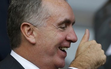 Шеф в Ливърпул: Не е важно дали Суарес и Евра ще си стиснат ръцете