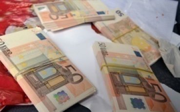 Бащата на Райън Тъниклиф спечели 10 хиляди паунда след дебюта на сина си за Ман Юн