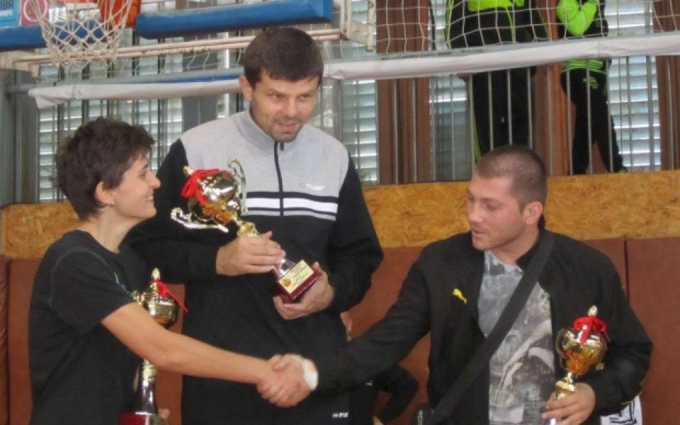 Боксов клуб „Русе” взе купа „България” при жените