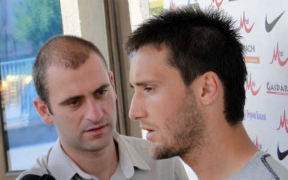 Старокин сменя Гаджев, близнаците в групата на Левски за Литекс