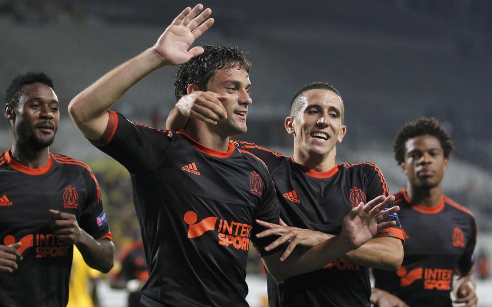 ВИДЕО: Марсилия и Фенербахче показаха мускули, взеха първи победи в група C