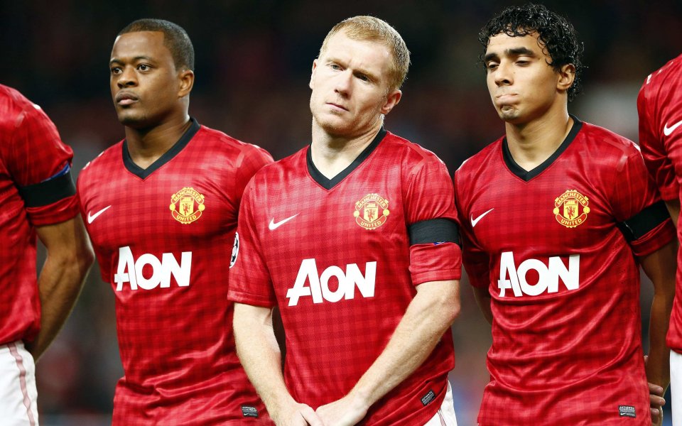 Трима основни в Юнайтед на линия за гостуването срещу Нюкасъл