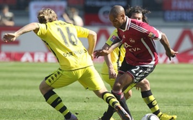 Фулъм отмъкна Таварес от Черноморец Бургас