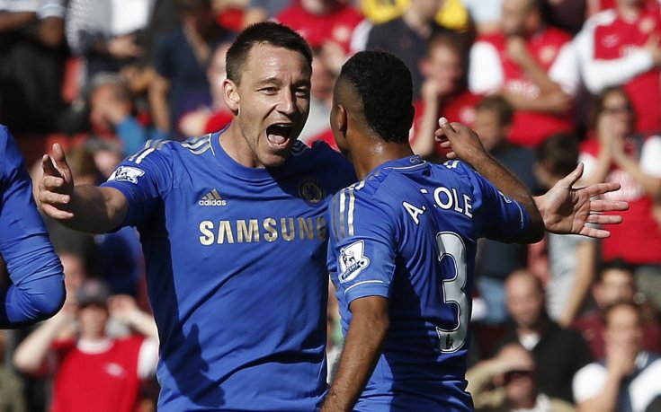 Ашли Коул се извини на ФА за „пу**ите“