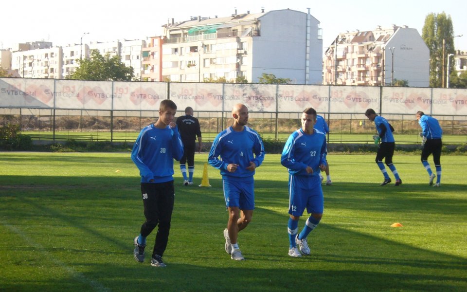 Пелето и Йовов се завърнаха, Йорданов тренира на облекчен режим