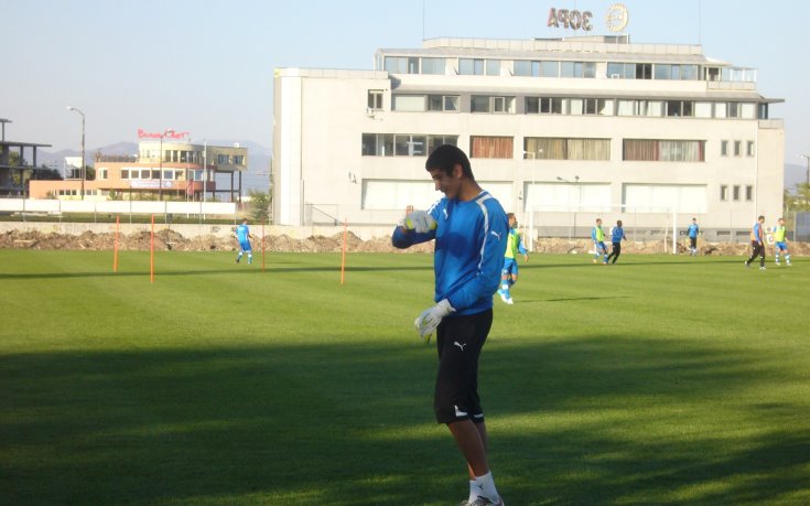 СНИМКИ: Млади вратари тренират с Левски